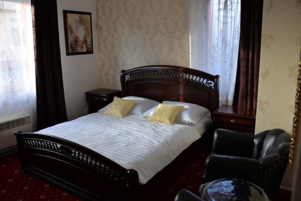 Harmony Hall Hradec Kralove Room photo